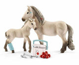 Schleich Horse Club Hannah's First Aid Kit 9 Pce