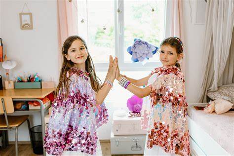 Great Pretenders 5th Avenue Pailette Cape Pink 4-6