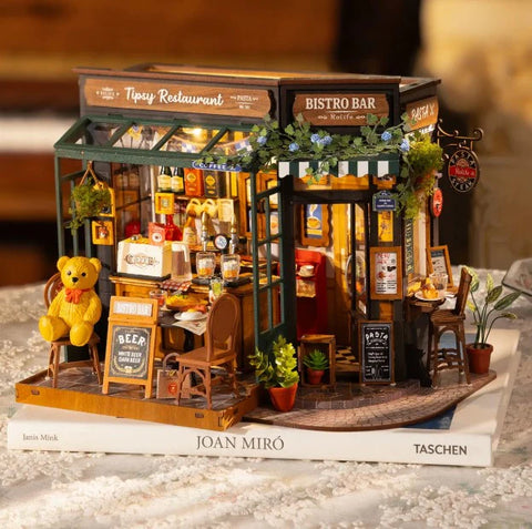 Rolife DIY Miniature House Tipsy Restaurant 296 Pce